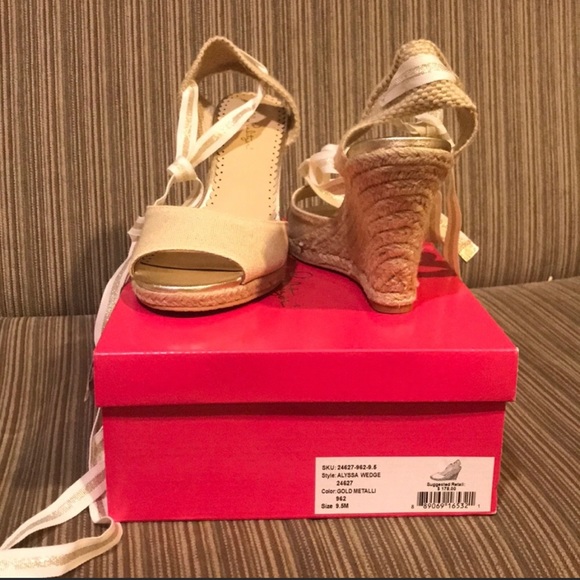 Lilly Pulitzer wedges - Picture 3 of 3